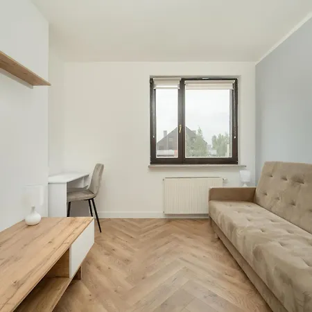 Spacious For 11 With 5 Bedrooms In By Renters Apartamento